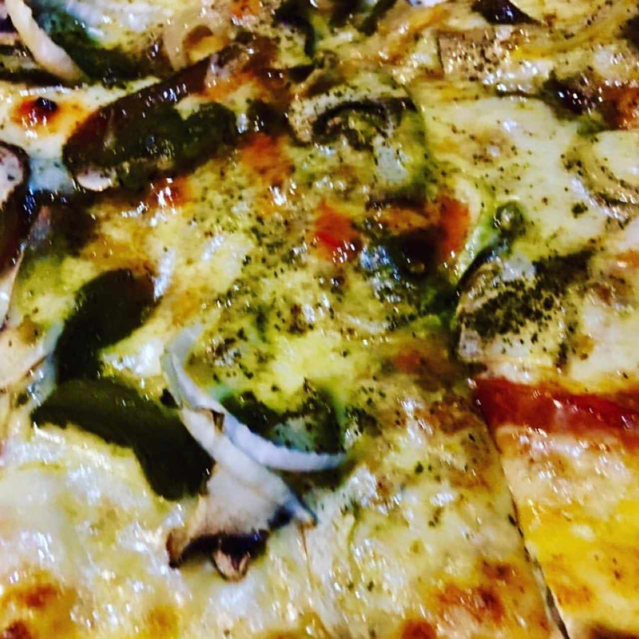 Pizza Vegetariana & Pesto