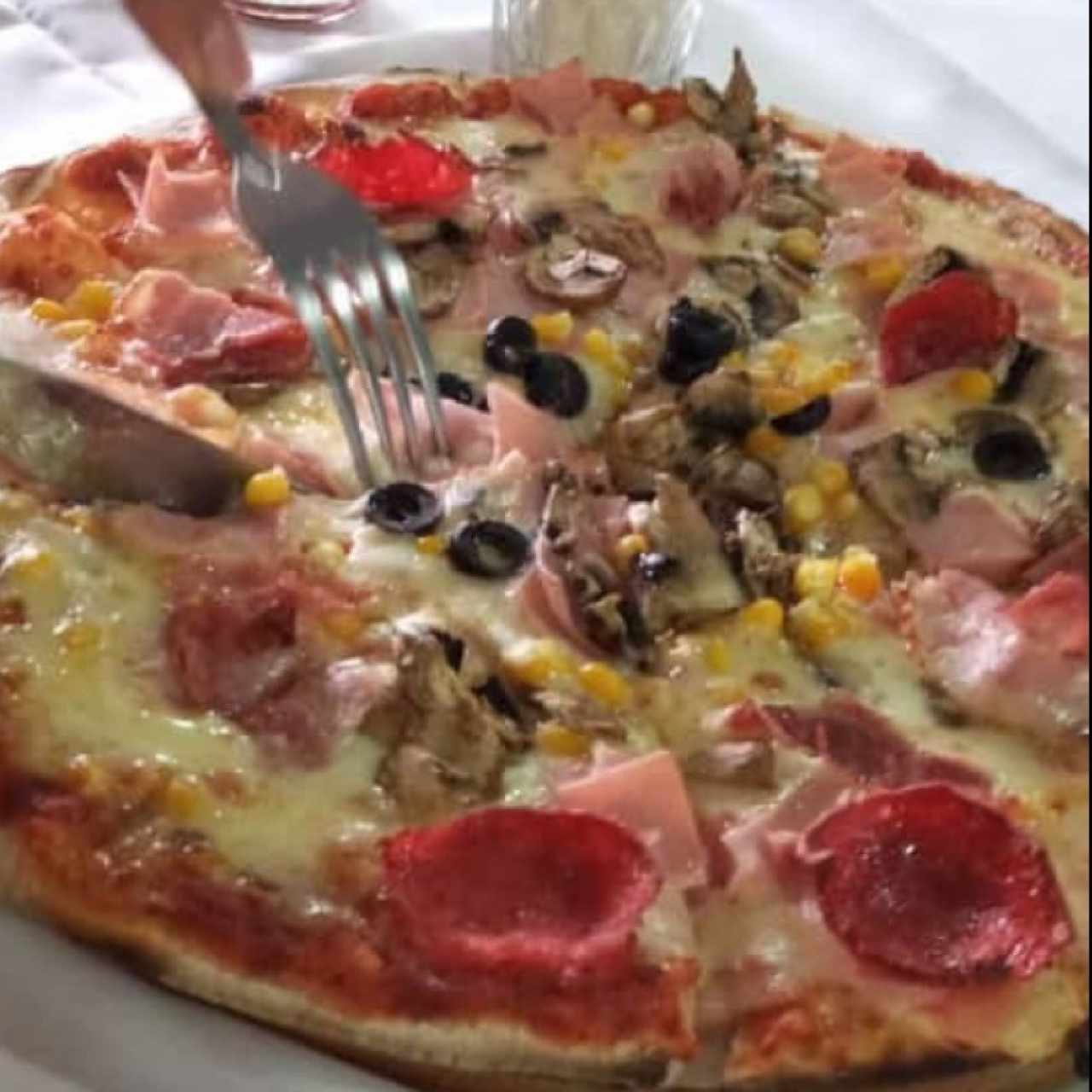 Pizza Mamma Bella, excelente..!