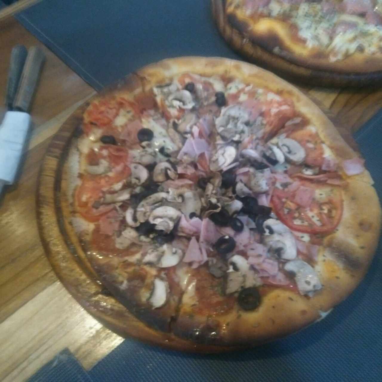 pizza campesina con peperoni