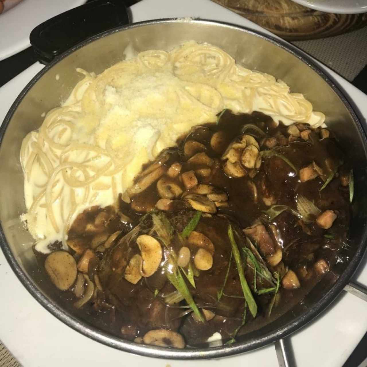 Medallones de Lomito a la Jardinera con Pasta 4 Quesos, el Mejor Principal