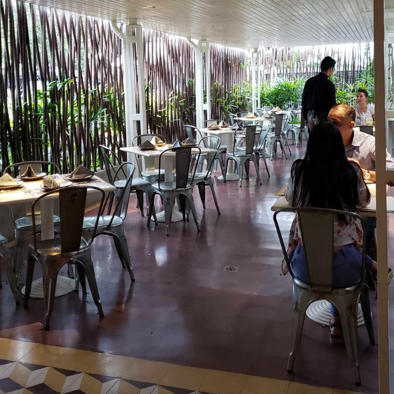 Maco Bistro