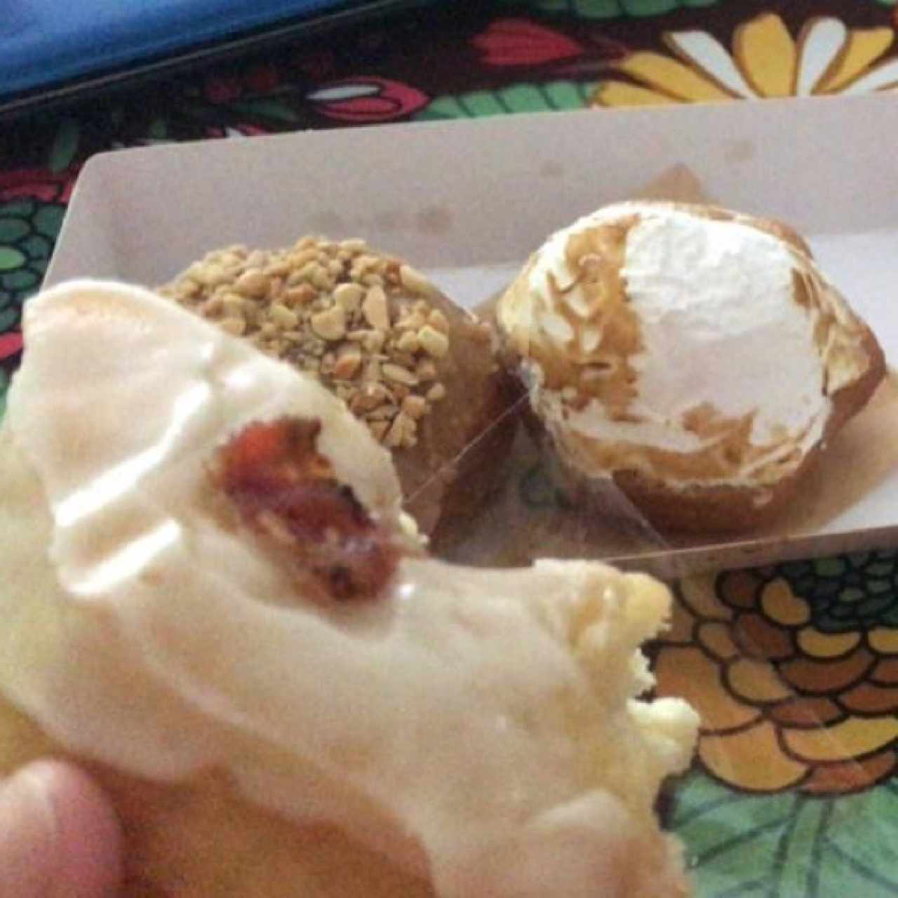 Donas: Maple and Bacon, Mantequilla de Maní y jalea, Pie de Limón