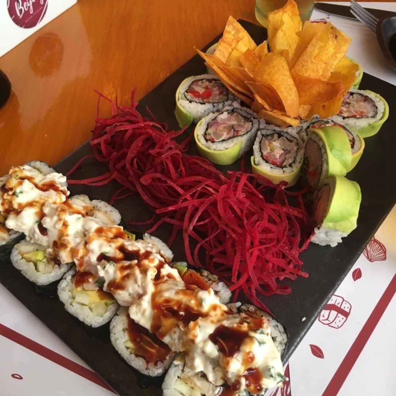 SUSHI ROLLS/MAKIS/PREMIUMS - Ceviche Roll