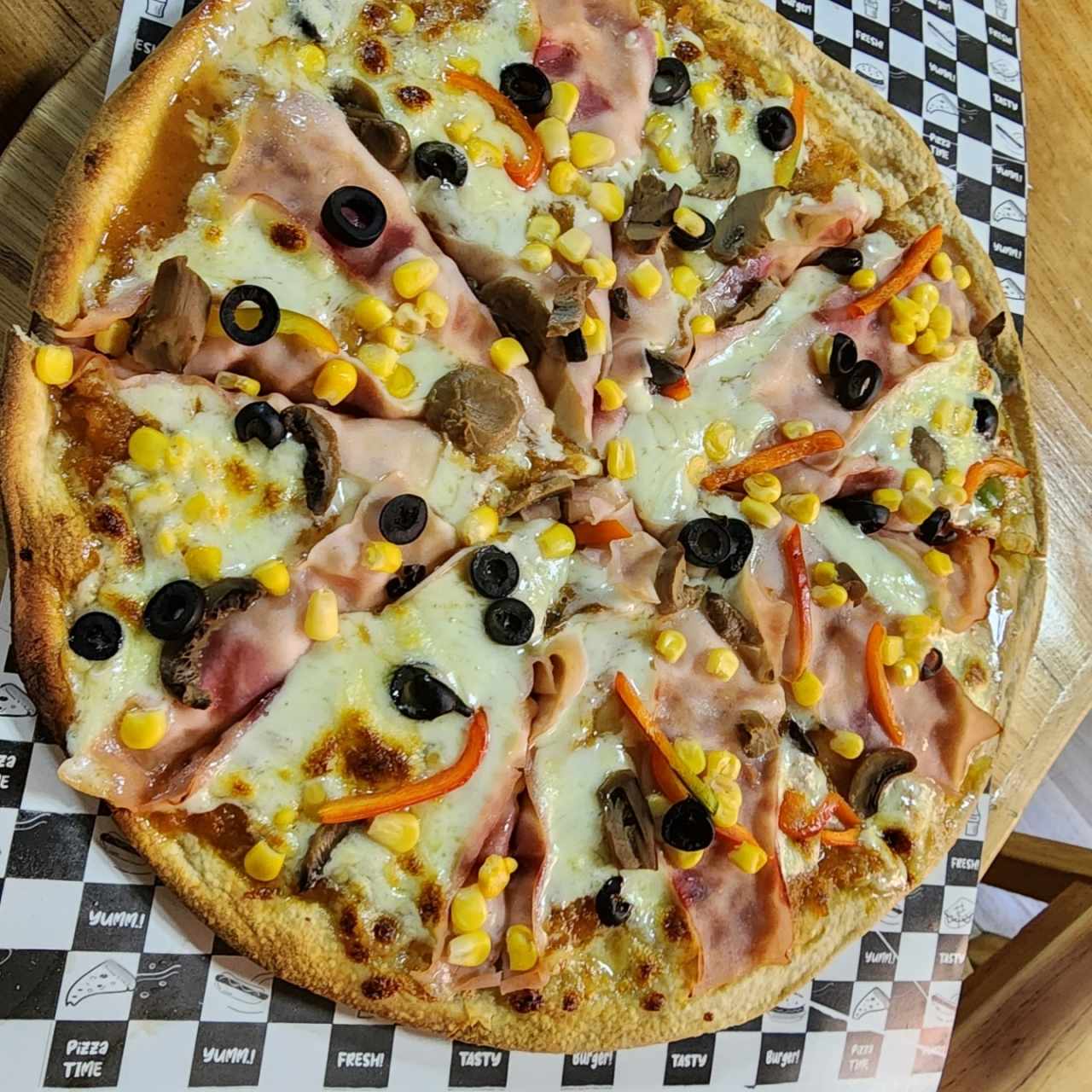 Pizza Acaudalada mediana 