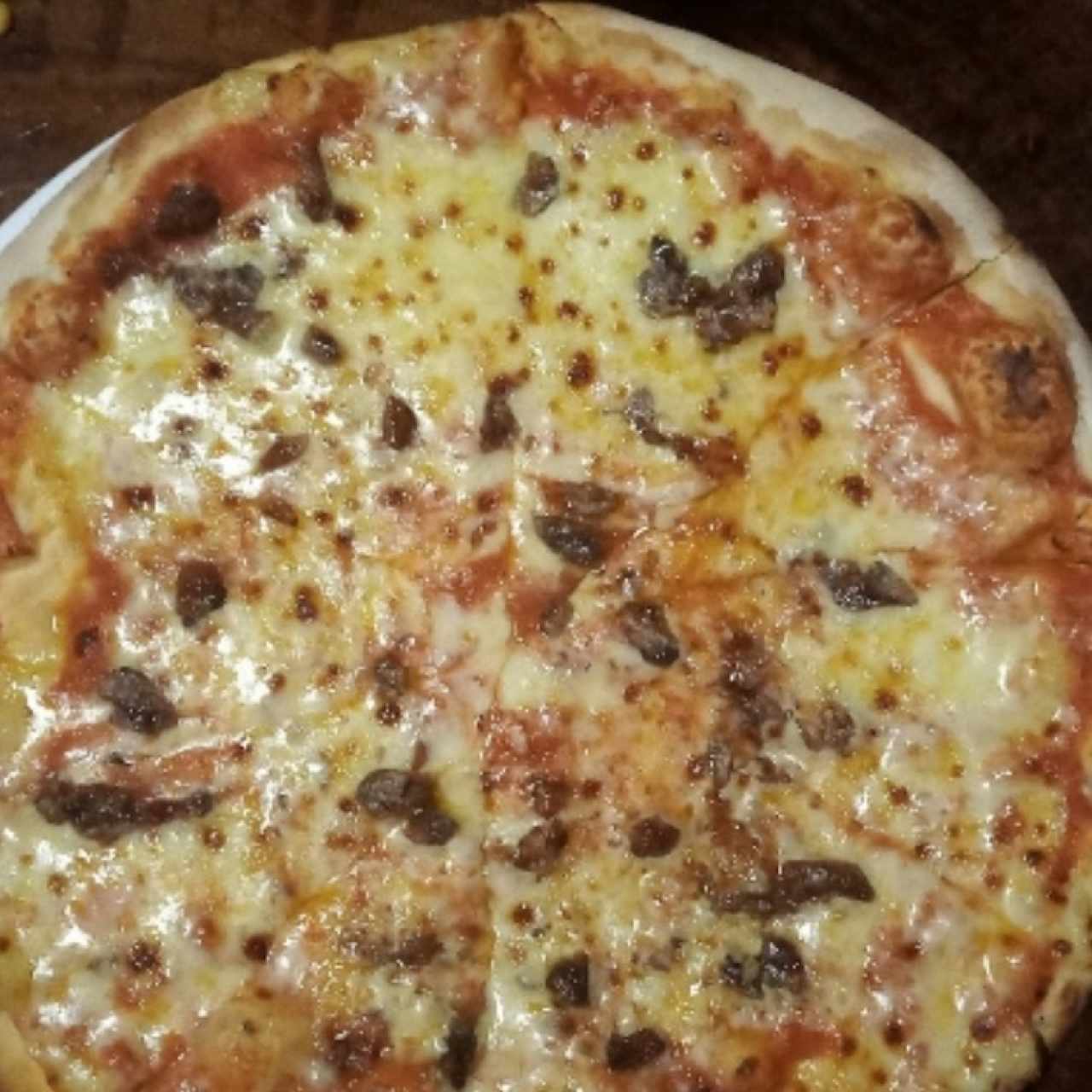 pizza con anchoas y