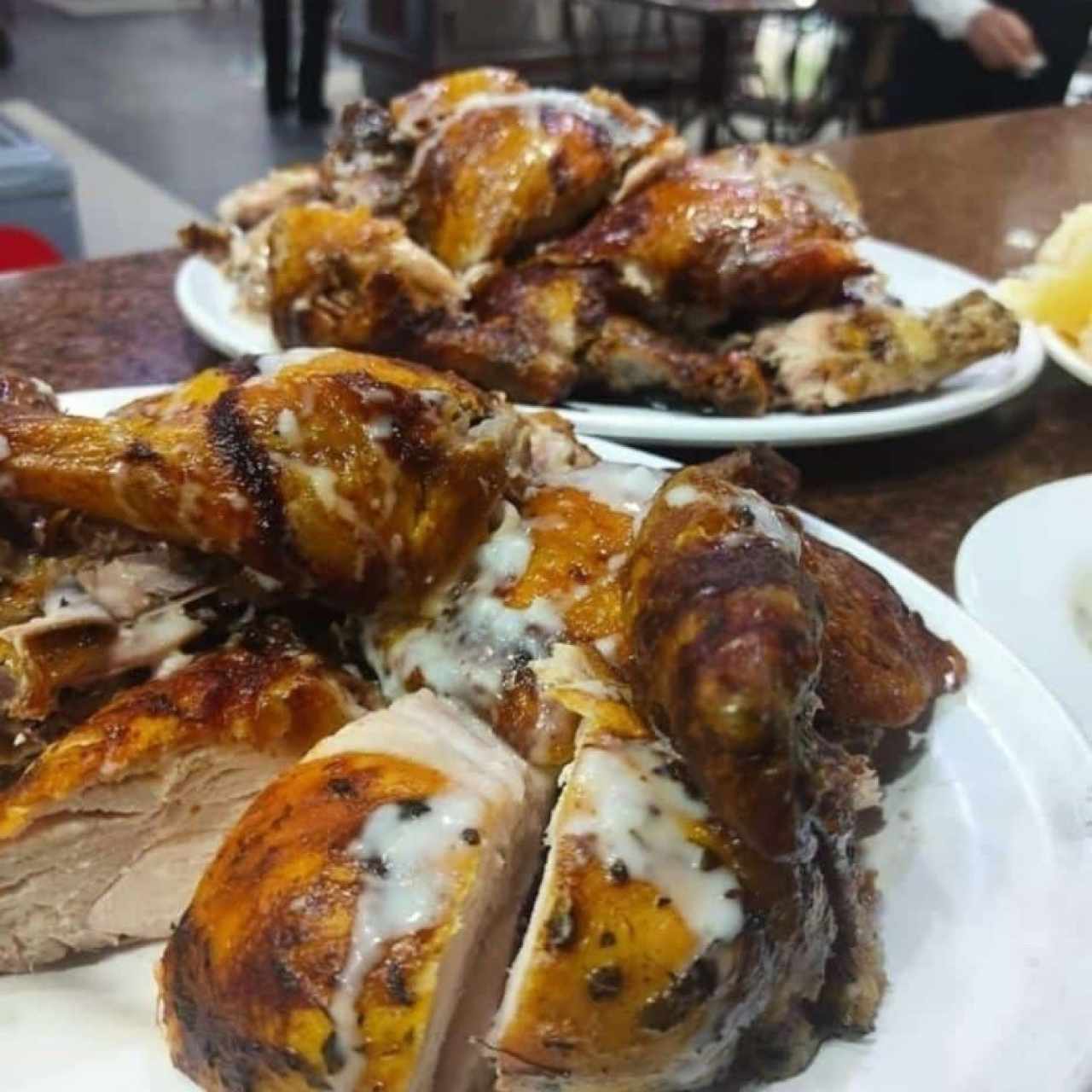 Fotos del Restaurante El Mundo del Pollo : : Caracas (La Castellana) : :  Degusta