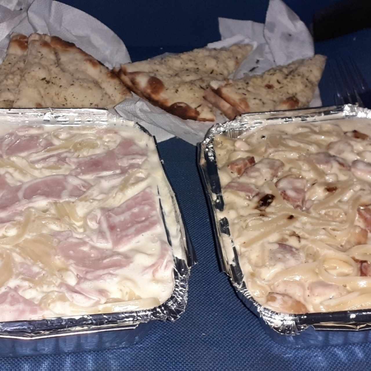 Pasta Alfredo + Pasta Carbonara + Focaccia