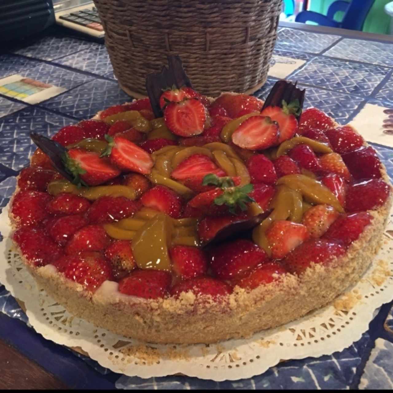 tarta de fresa y melocoton, una delicia la mejor sin duda alguna!!!