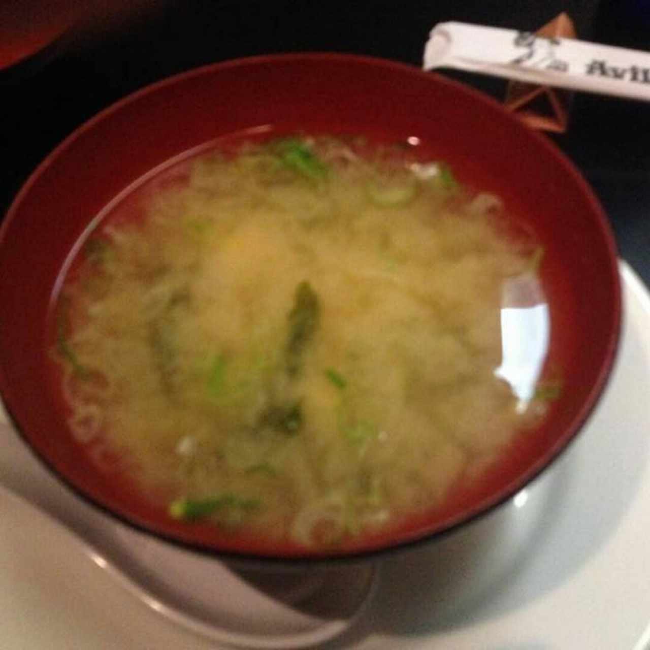 Sopa Miso (Con Tofu) 