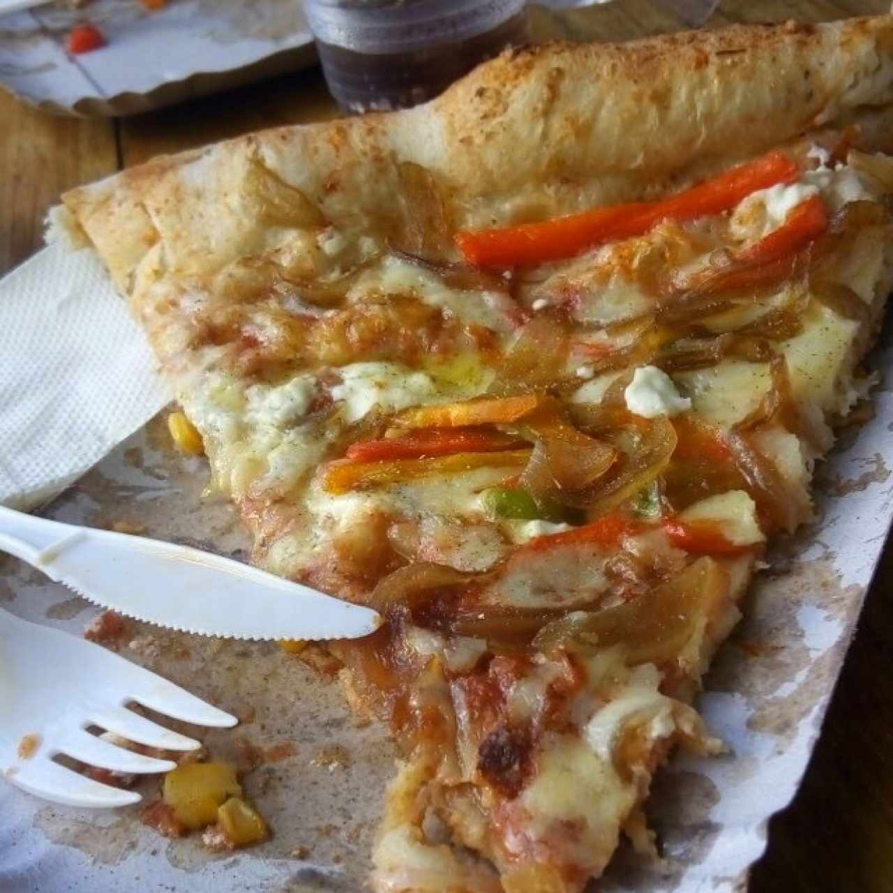 Slice de Pizza Mediterranea