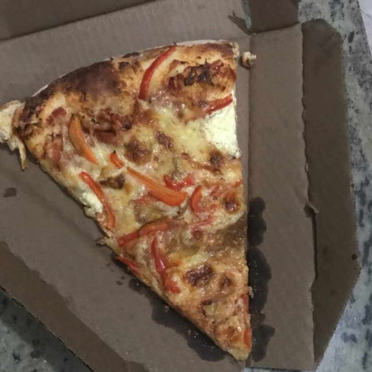 delivey pizza mediterranea